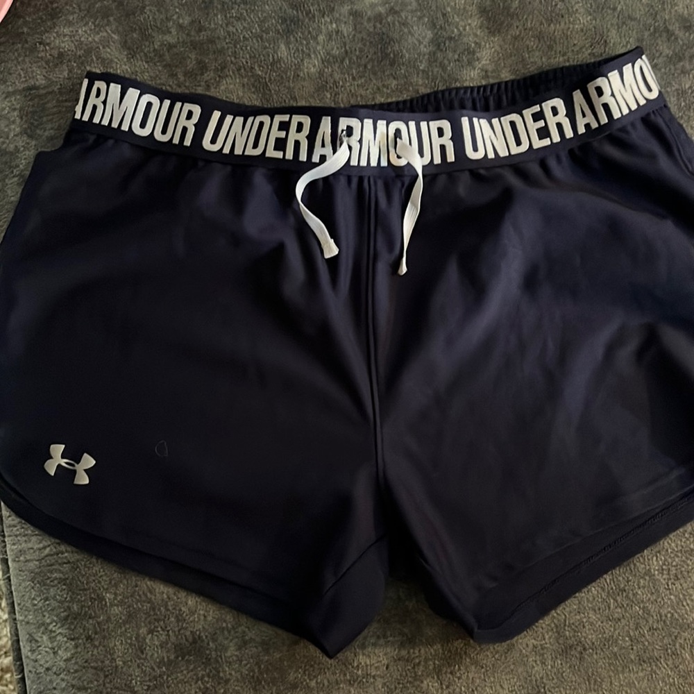 Women’s Under Armour running shorts. Gently used.